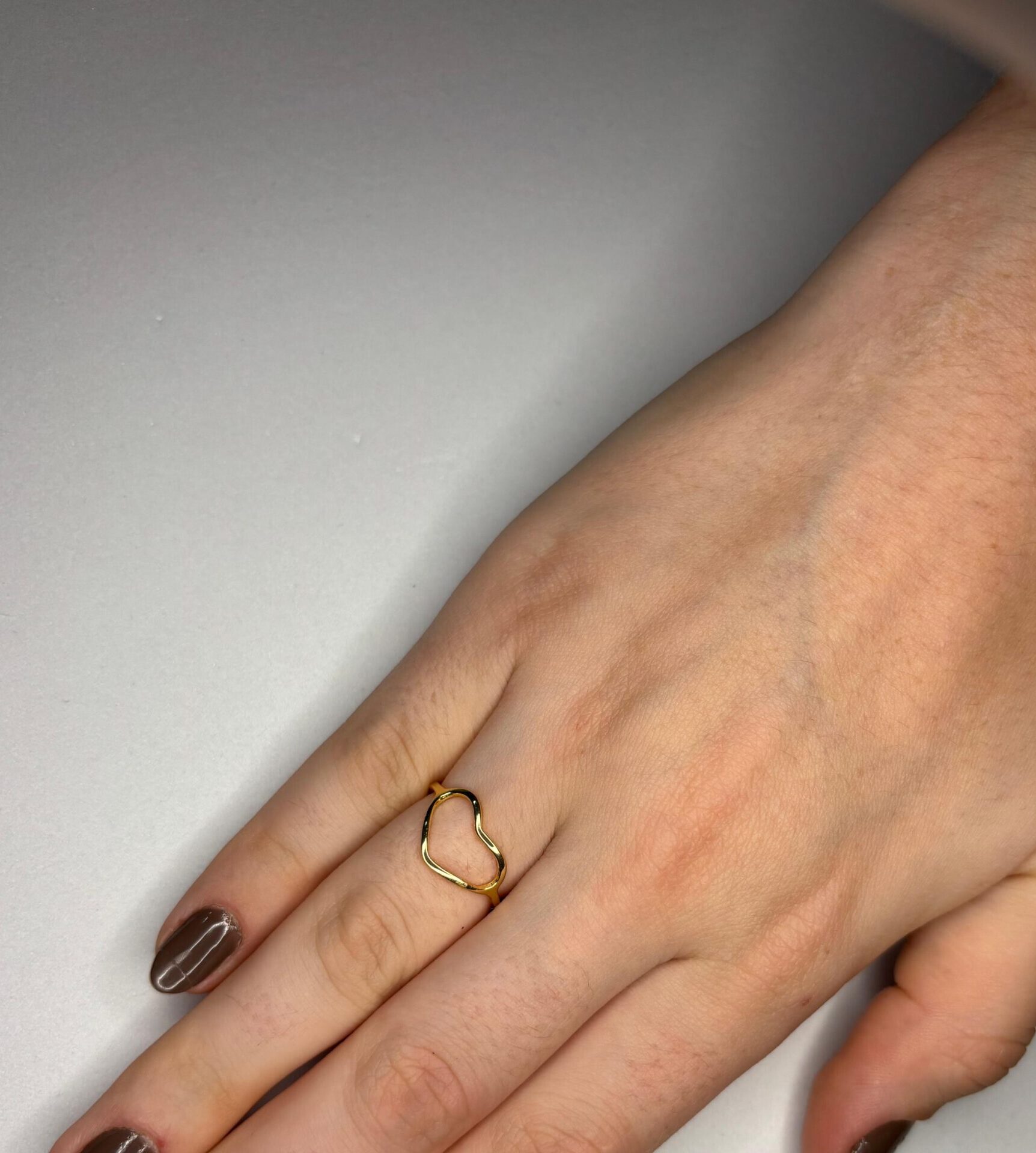 Anel coração vasado médio - Imagem 2